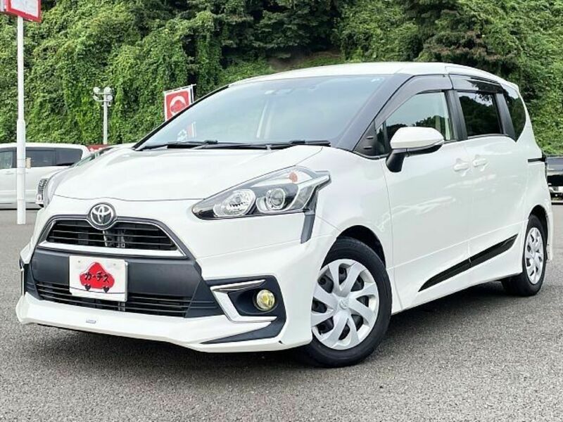 TOYOTA　SIENTA