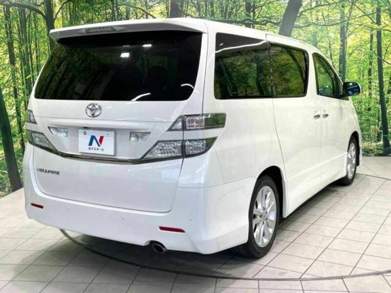 VELLFIRE-18