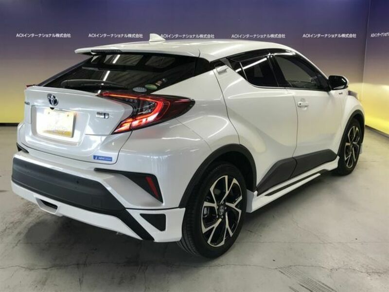 C-HR-7