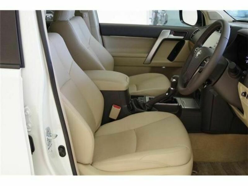 LAND CRUISER PRADO-14