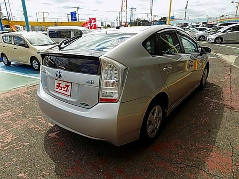 PRIUS-2