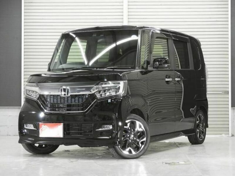 HONDA　N BOX CUSTOM