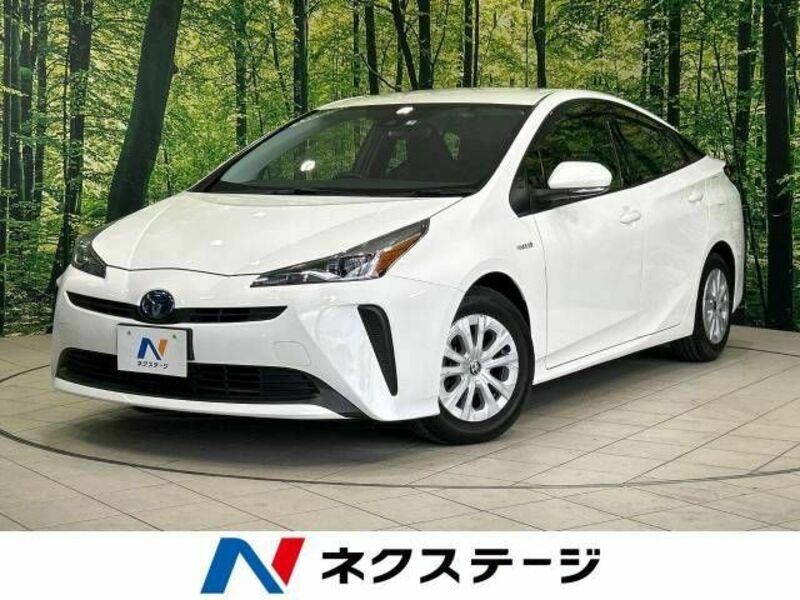 TOYOTA　PRIUS