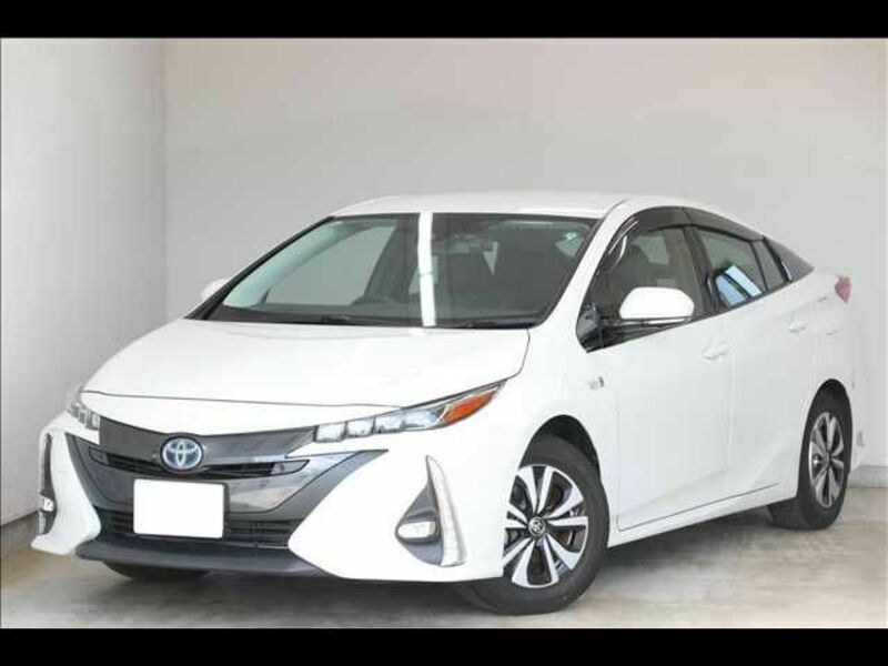 TOYOTA　PRIUS PHV