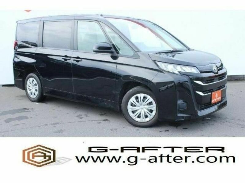 TOYOTA　NOAH