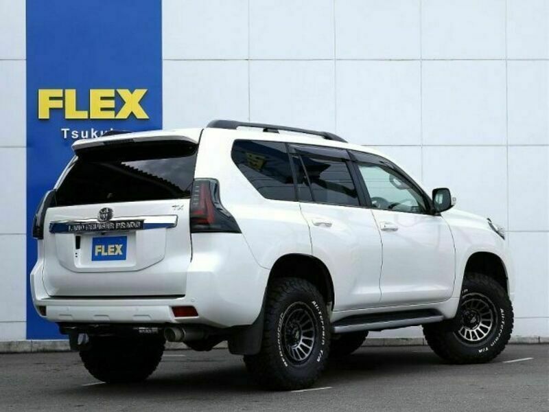 LAND CRUISER PRADO-6