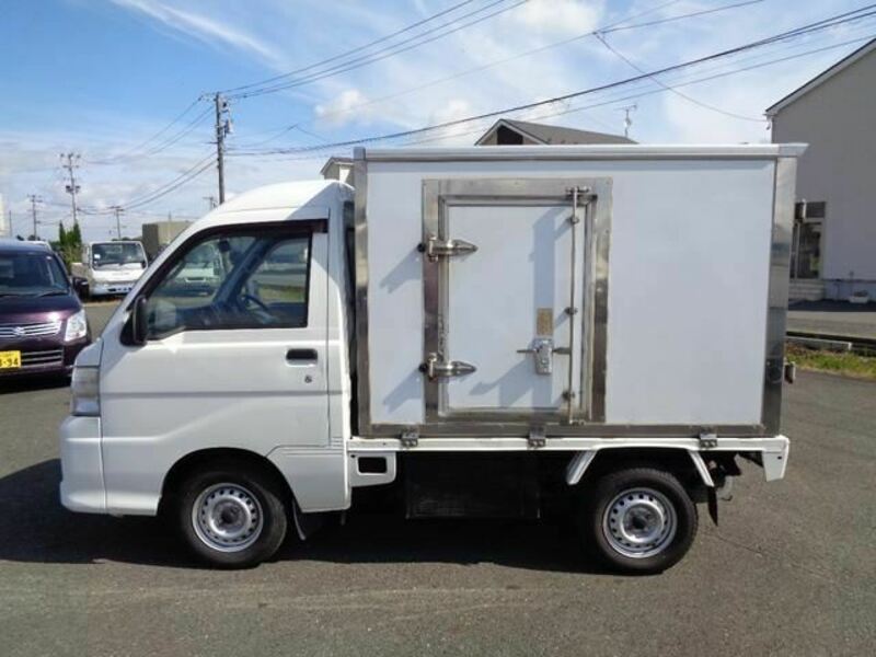 HIJET TRUCK-1