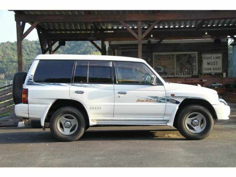 PAJERO-3