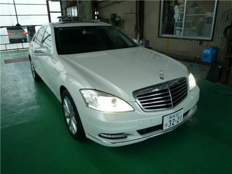 MERCEDES-BENZ　S-CLASS