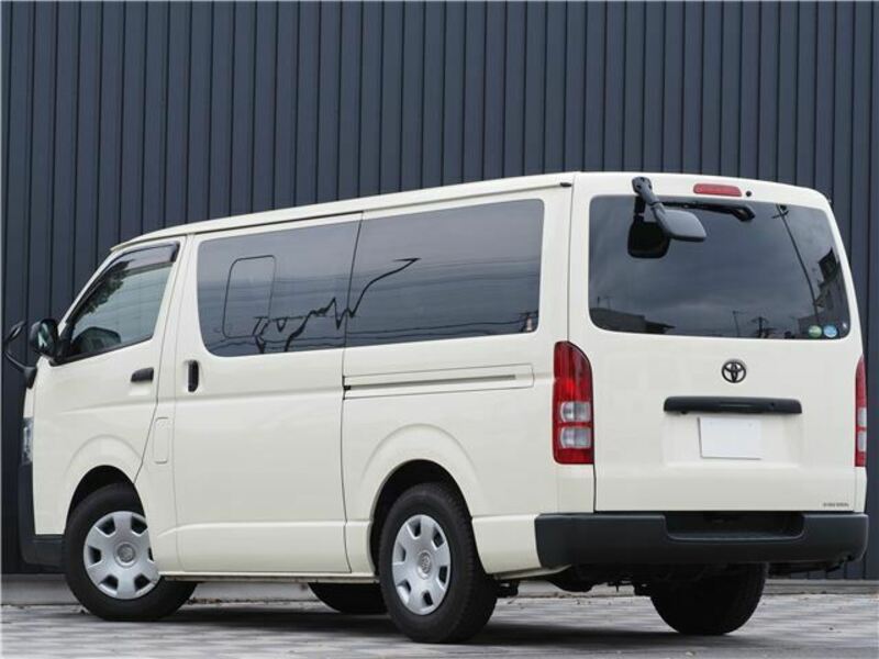 HIACE VAN-1