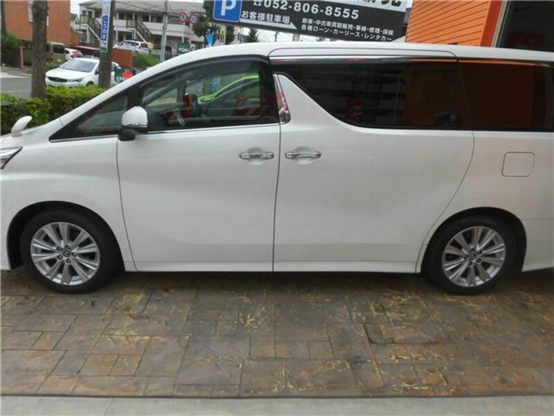 VELLFIRE-2