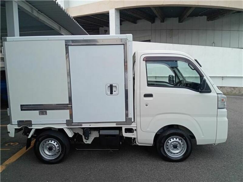 HIJET TRUCK-1