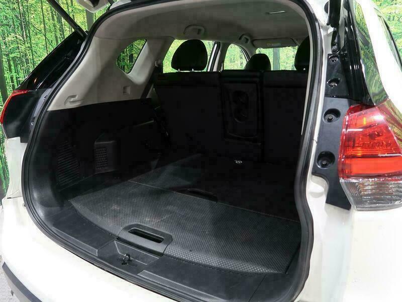 X-TRAIL-9