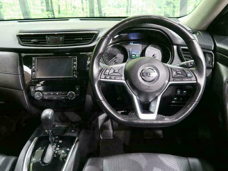 X-TRAIL-4