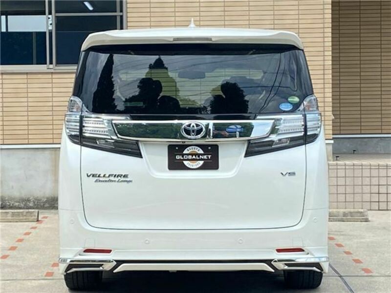 VELLFIRE-26