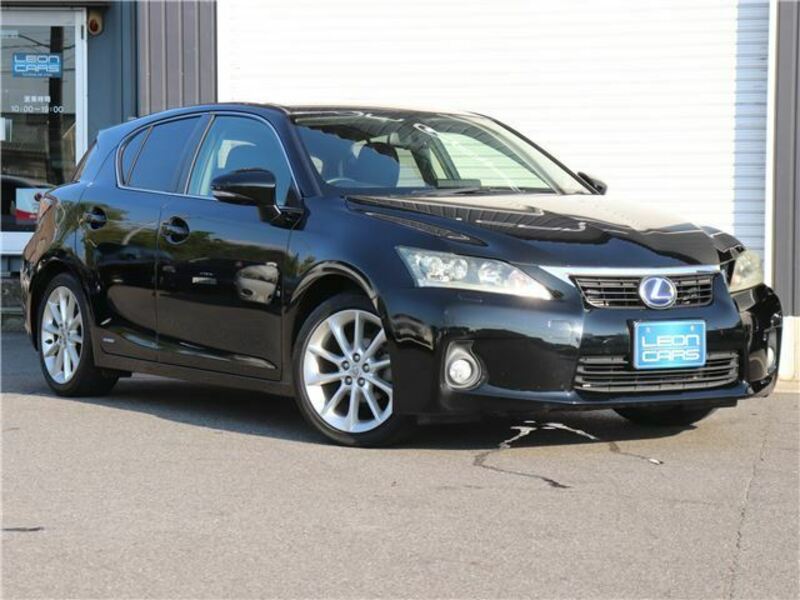 LEXUS　CT