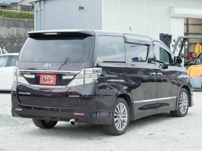 VELLFIRE-8