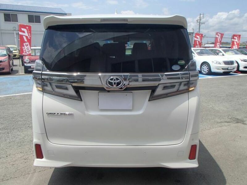 VELLFIRE-6