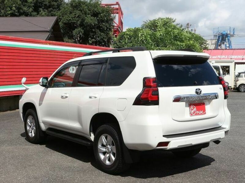 LAND CRUISER PRADO-27