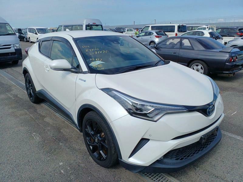 TOYOTA　C-HR