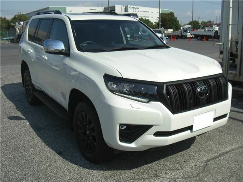 TOYOTA　LAND CRUISER PRADO