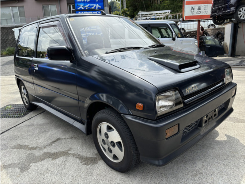 DAIHATSU　MIRA