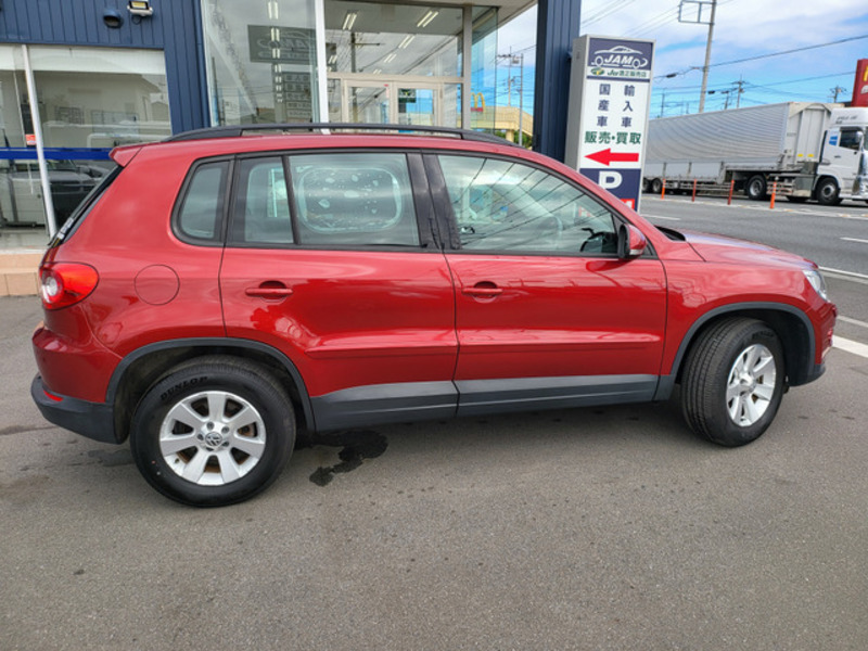 TIGUAN-16