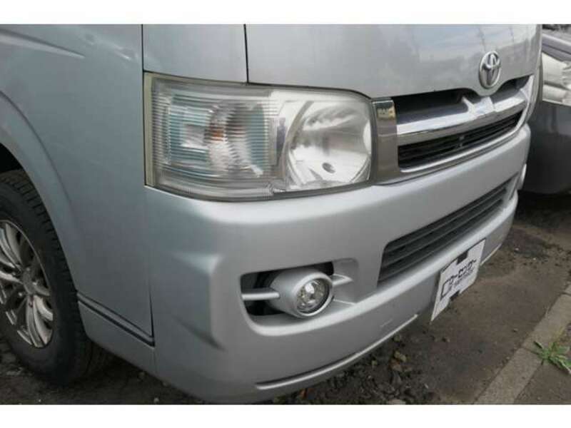 HIACE VAN-4