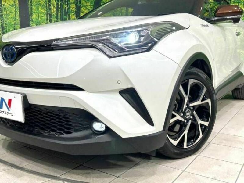 C-HR-12