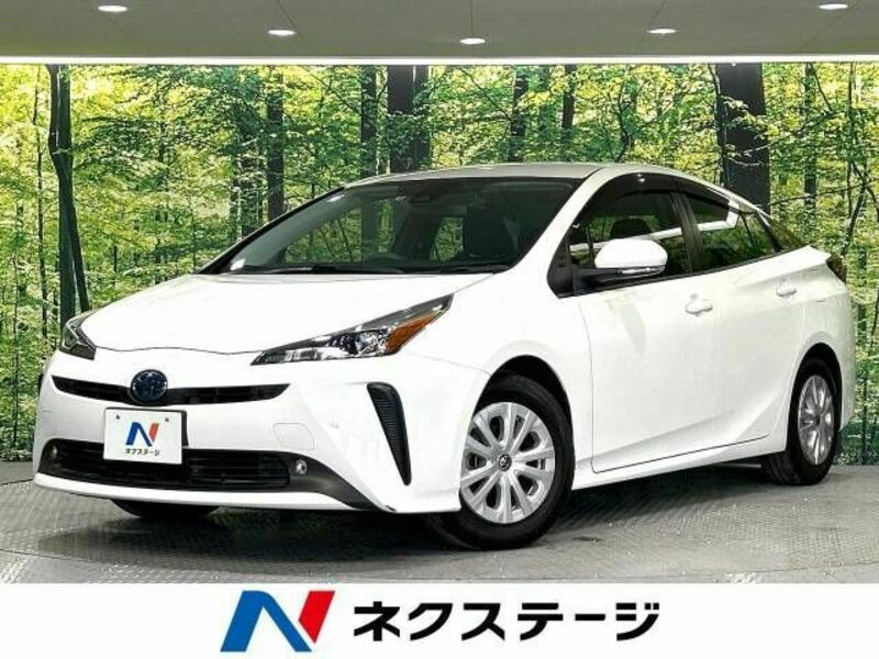 TOYOTA　PRIUS