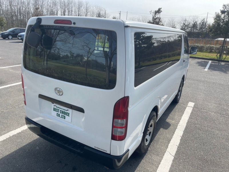 HIACE VAN-17