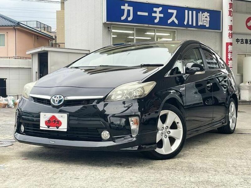 TOYOTA　PRIUS