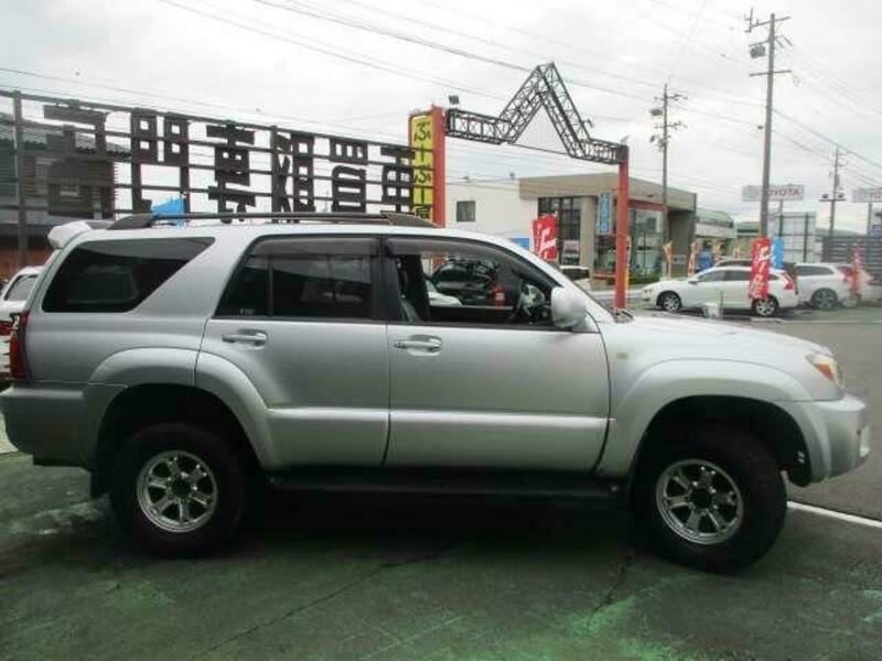 HILUX SURF-4