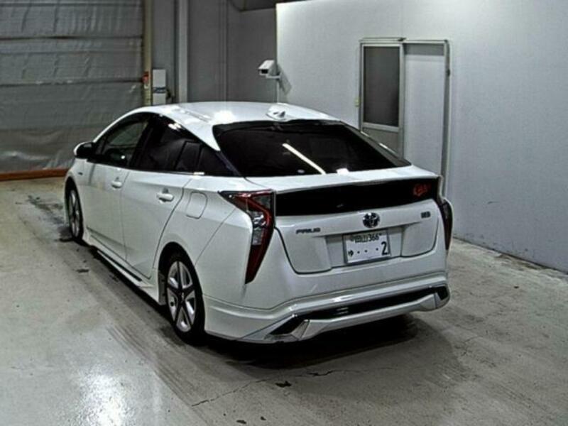 PRIUS-1