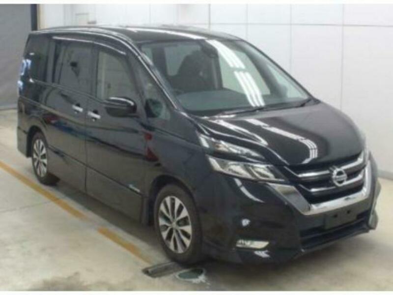 NISSAN　SERENA