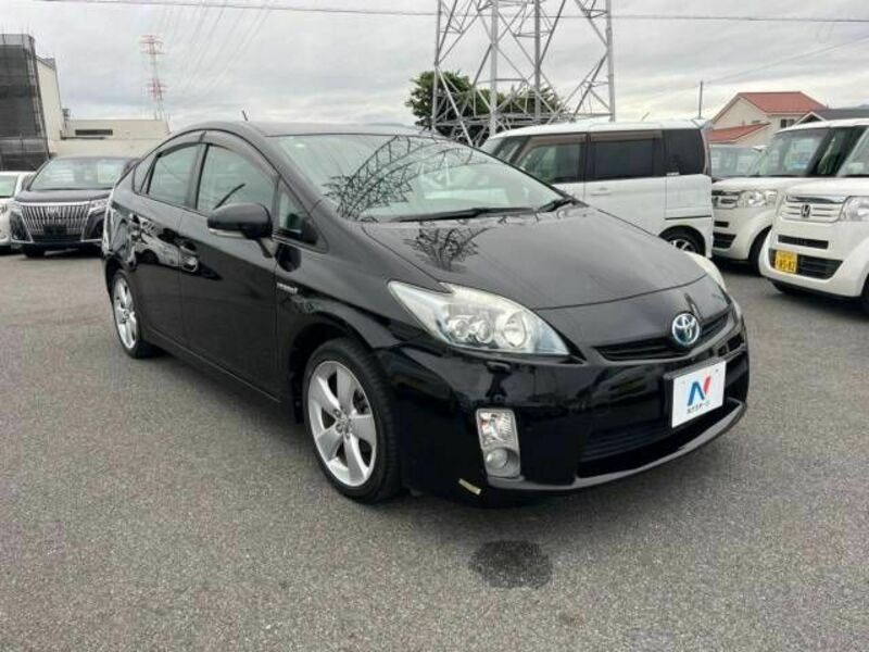 PRIUS-16