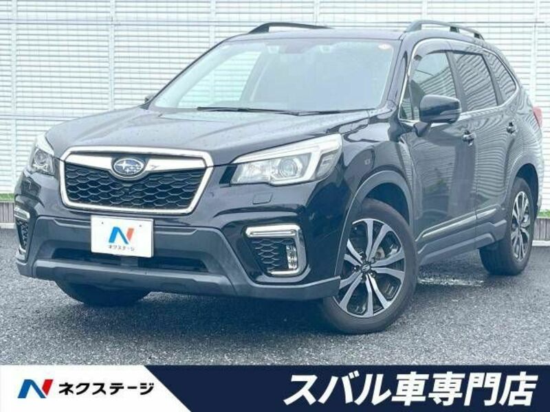 SUBARU　FORESTER