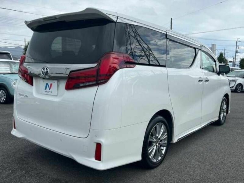 ALPHARD-18