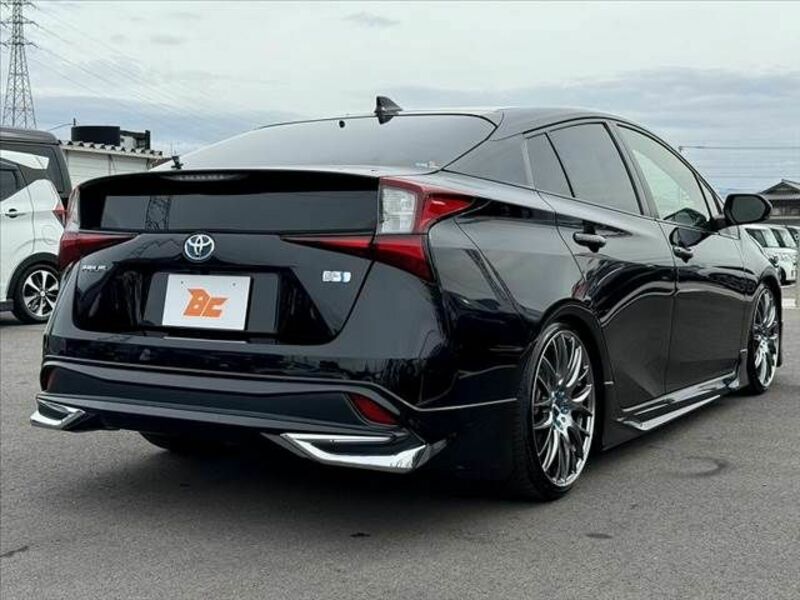 PRIUS-15