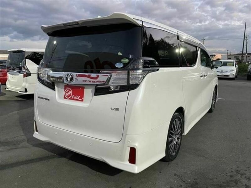 VELLFIRE-4