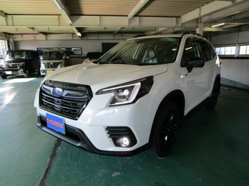 SUBARU　FORESTER