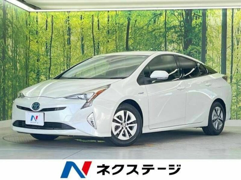 TOYOTA　PRIUS