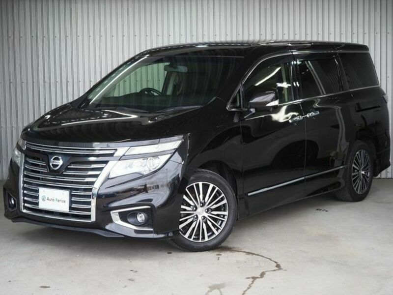 NISSAN　ELGRAND