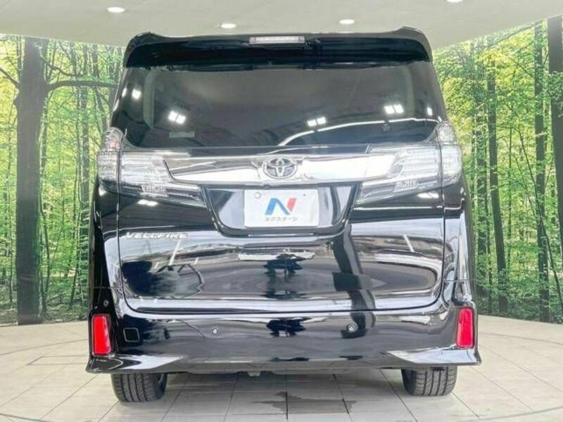 VELLFIRE-16