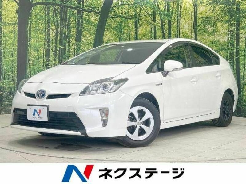 TOYOTA　PRIUS