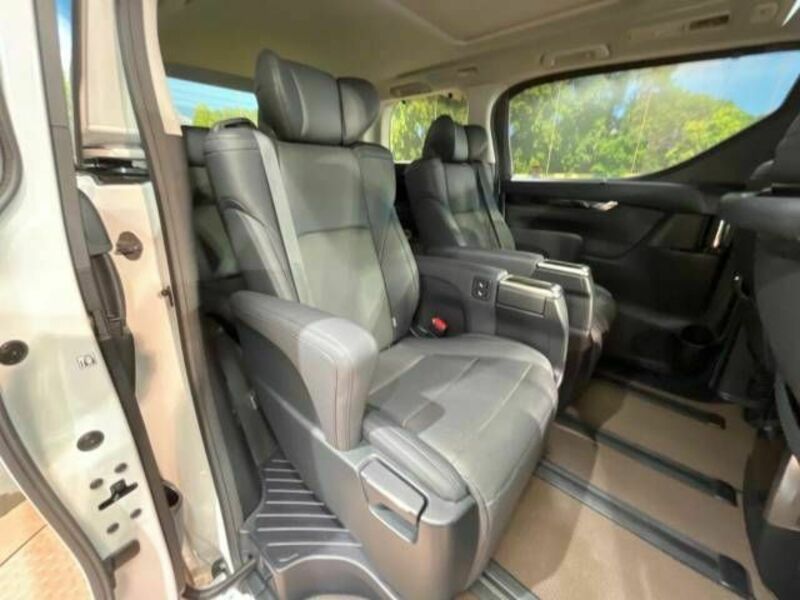 ALPHARD-16