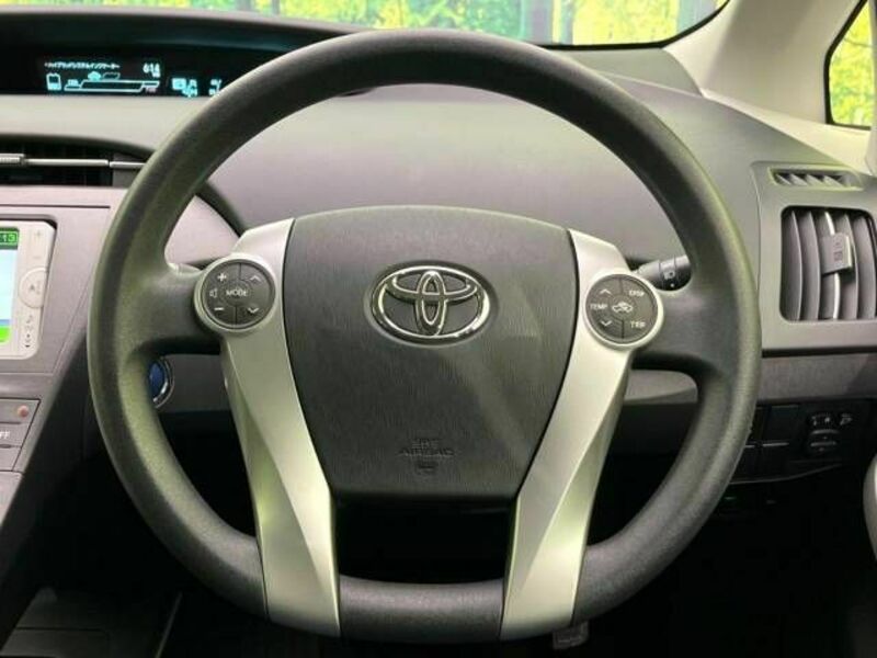 PRIUS-10