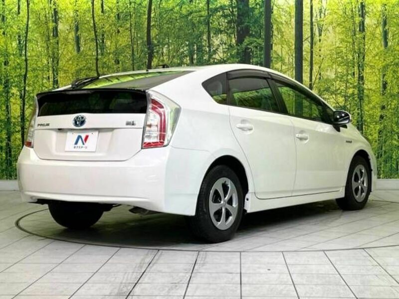 PRIUS-18