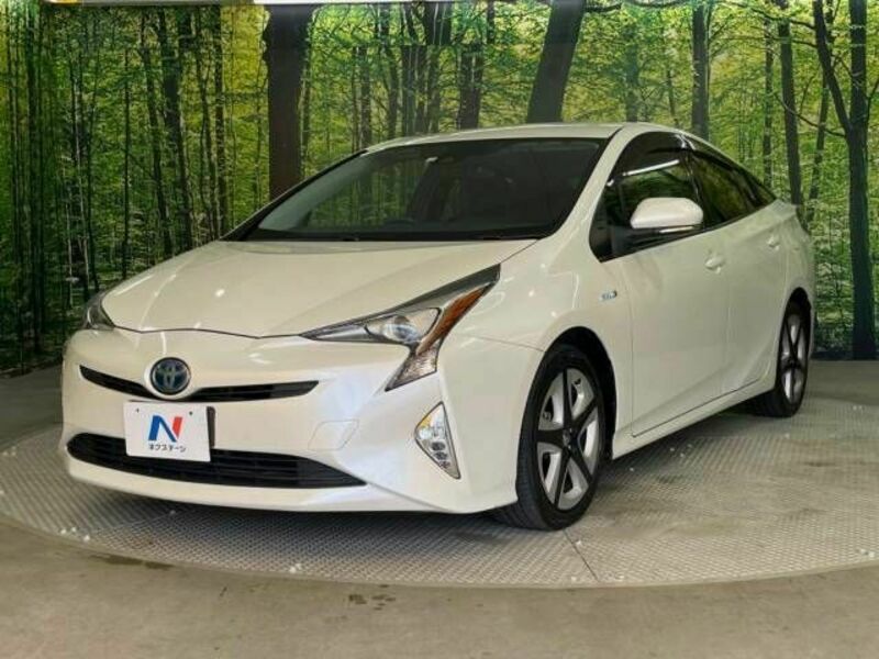 PRIUS-12