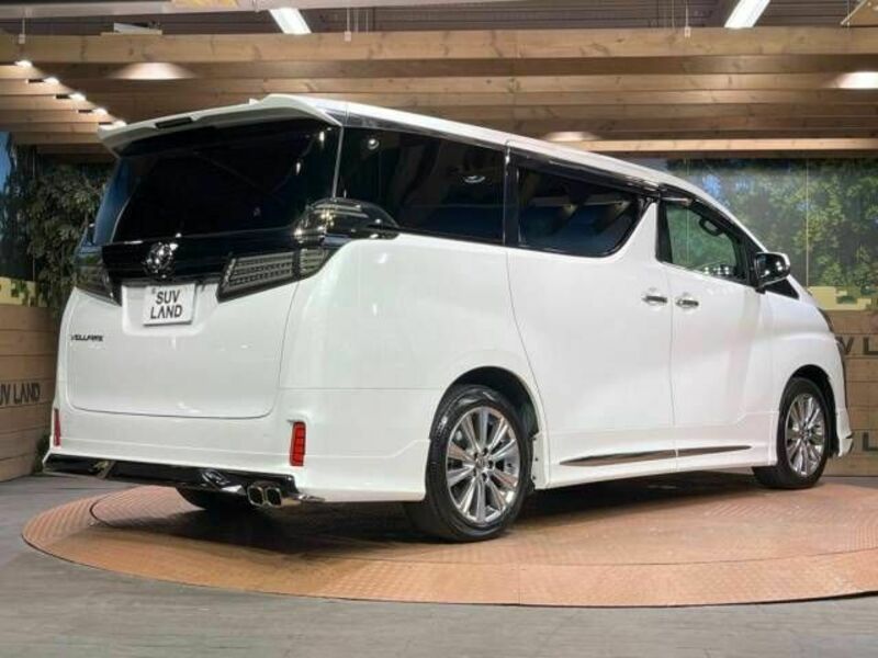 VELLFIRE-18